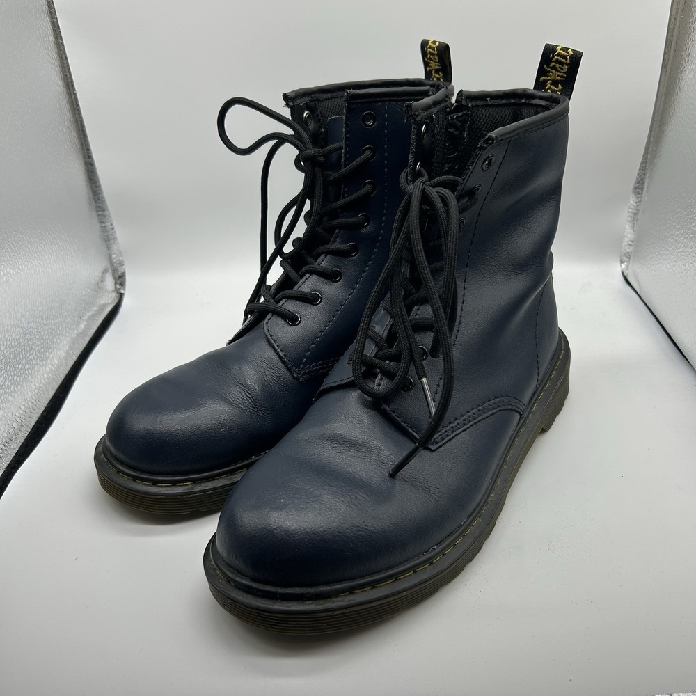 Dr. Martens 1460 Boots Women's 7 Pascal Navy Blue Leather 8-Eye Combat